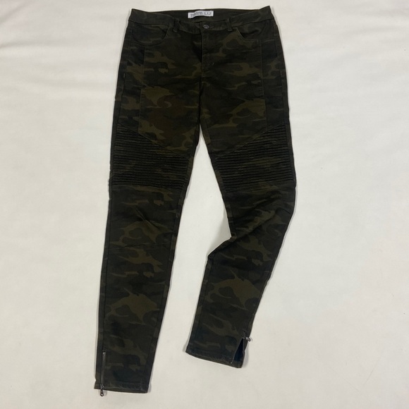 Zara basic Z1975 Camo denim skinny jeans stretchy textured patchwork size 6 - Picture 5 of 14